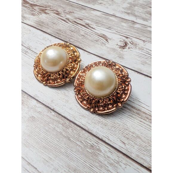 Vintage Clip On Earrings - 1.5" Large Statement Copper Tone with Faux Pearl - Picture 5 of 7
